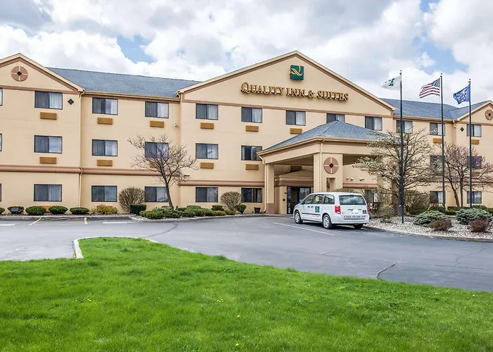 Quality Inn & Suites South Bend Airport